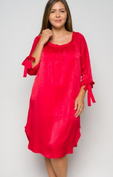 PLUS size on/off shoulder red dress - Picture 4 of 6